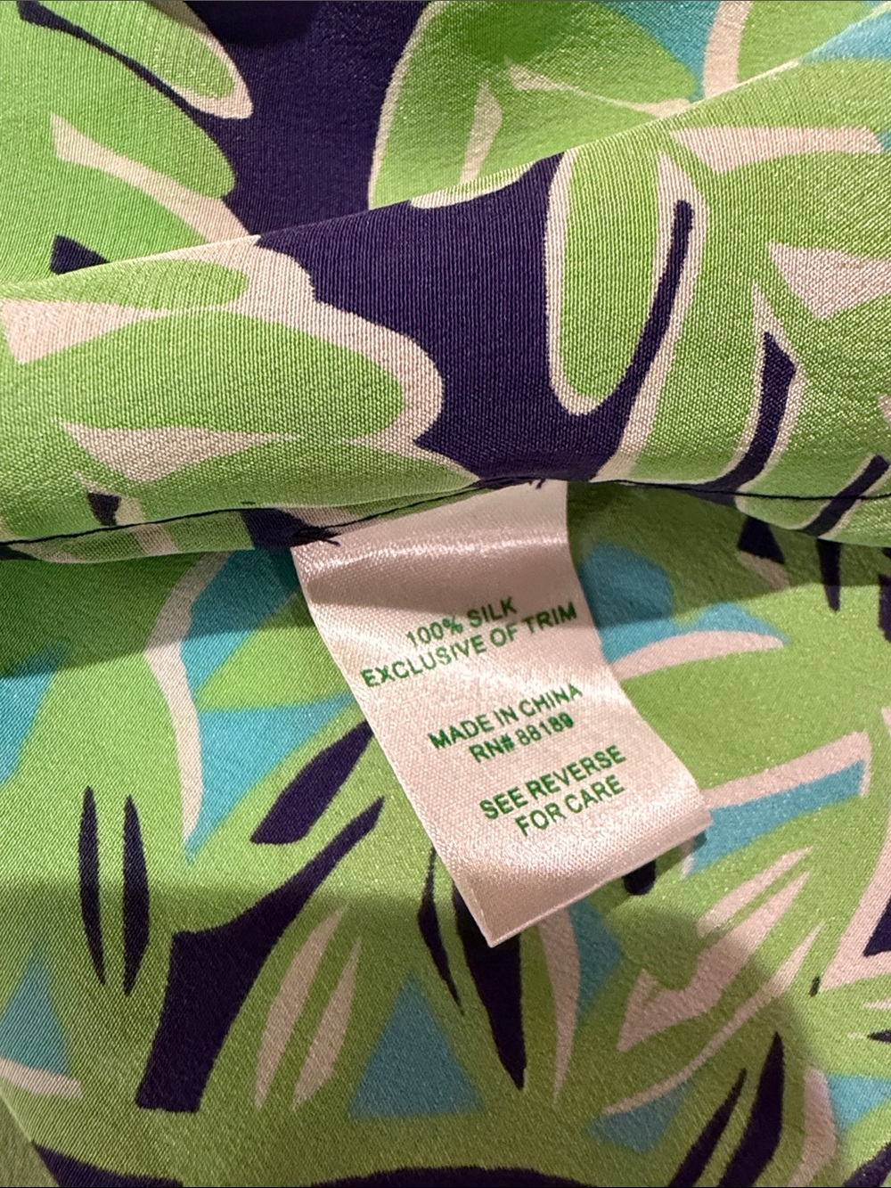 Lilly Pulitzer Elsa top Size Medium EUC - Picture 7 of 7